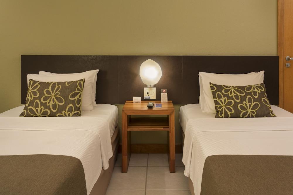 Comfort Suítes 4*