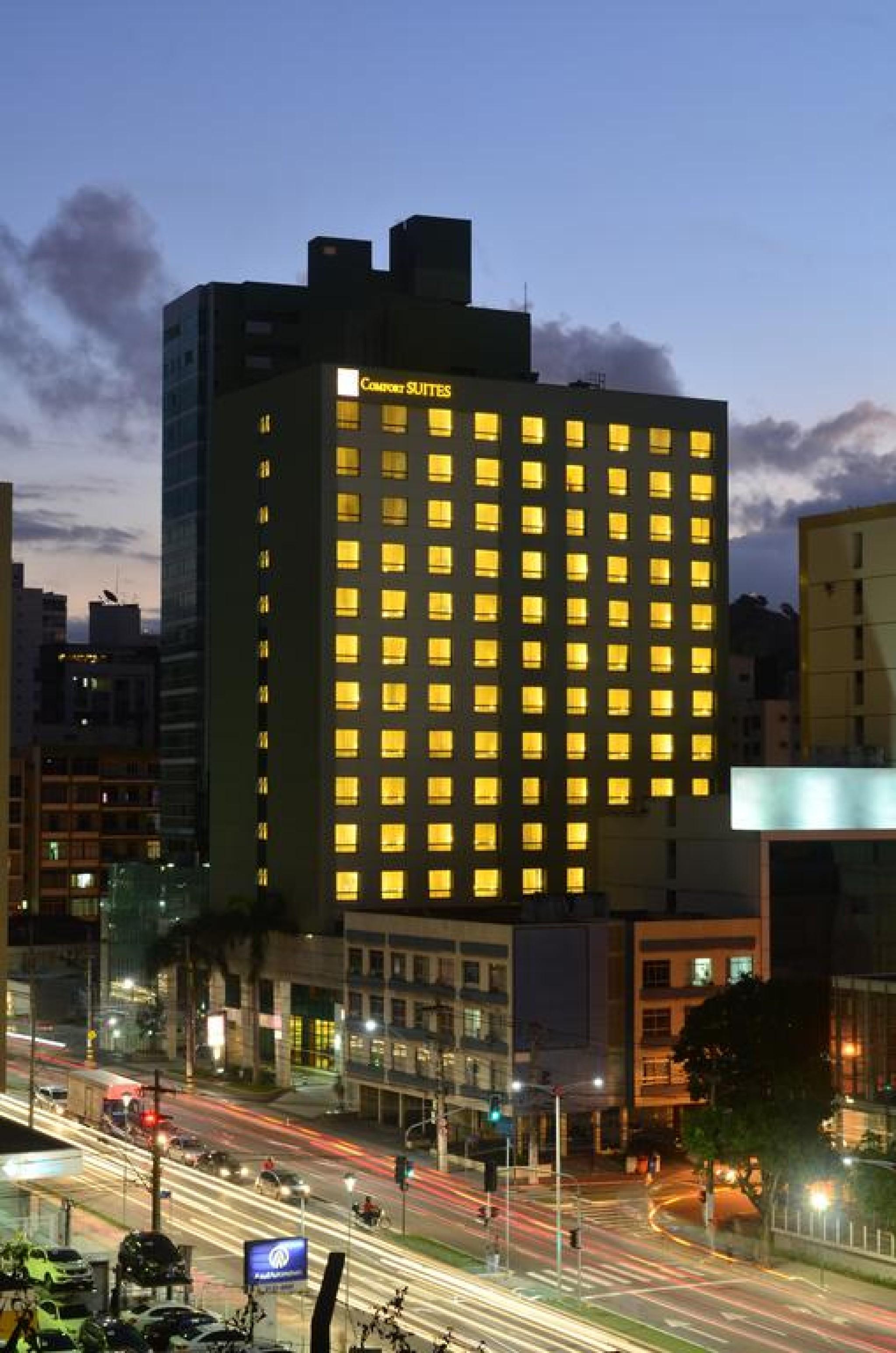 Comfort Suítes Hotel