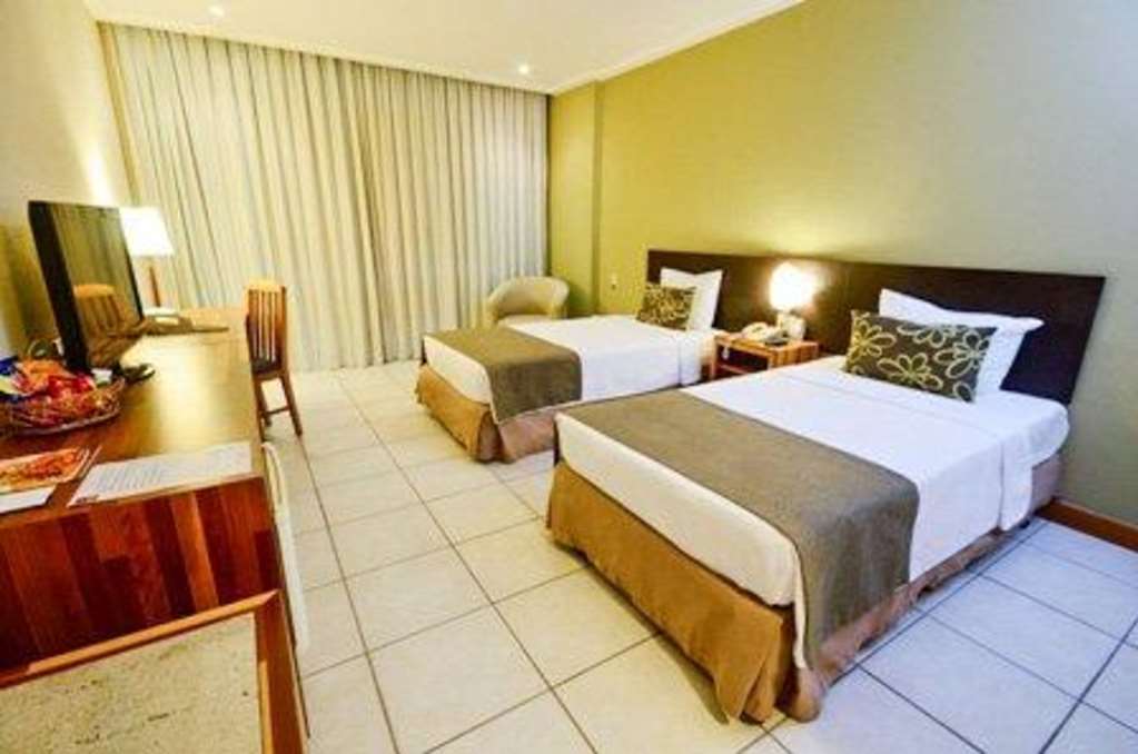 Comfort Suítes Hotel 4*